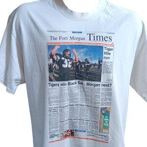 Vintage Men's T-Shirt Large Fort Morgan Colorado High School  Football Newspaper